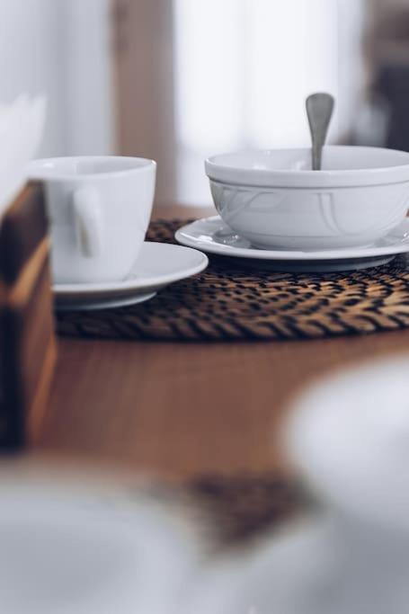 The Repose Aesthetic Apt. R2 Appartement *